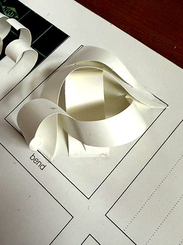 paper sculpture technique